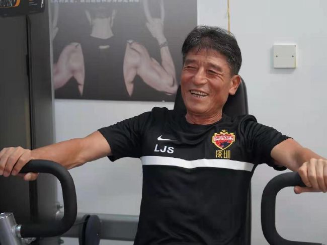 黄色电影免费看