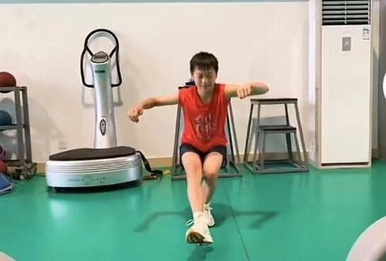 亚洲欧美高清视频